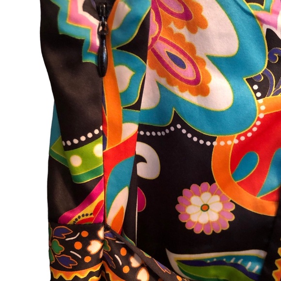 Vibrant Floral Dress - Picture 2 of 9